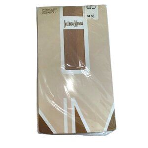 Vtg Neiman Marcus Dream Sheer Sandalfoot BEIGE HAZE Size B Pantyhose NOS